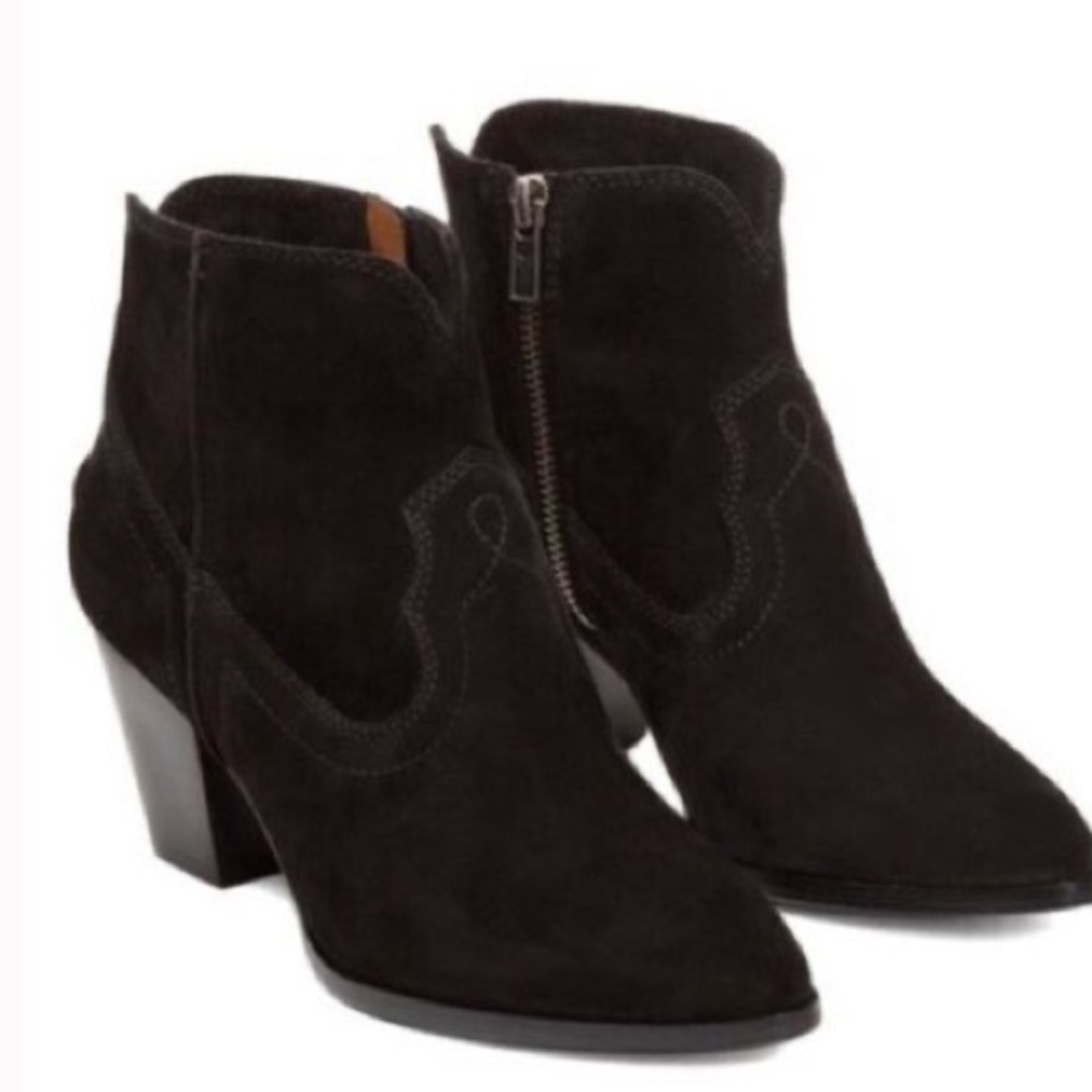 Frye Renee Suede Ankle Booties in Black Size 6